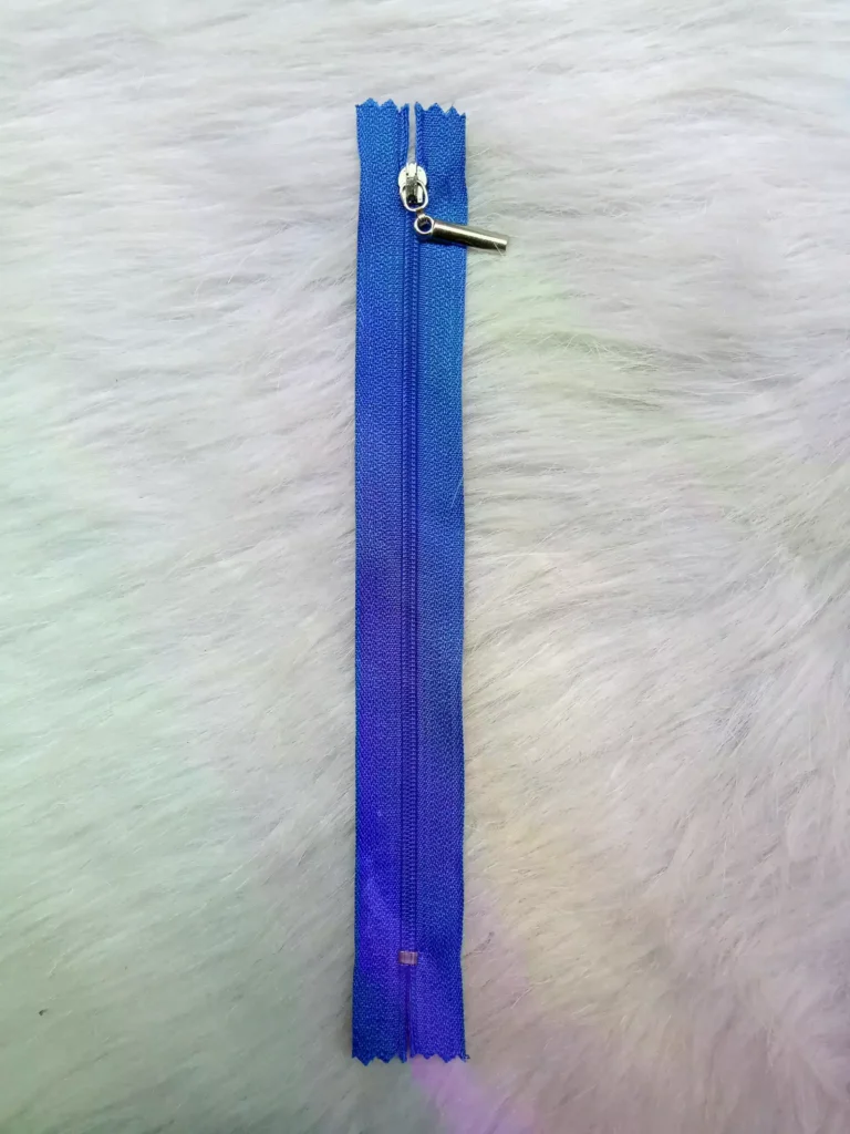 محلات بيع اكسسوارات الملابس