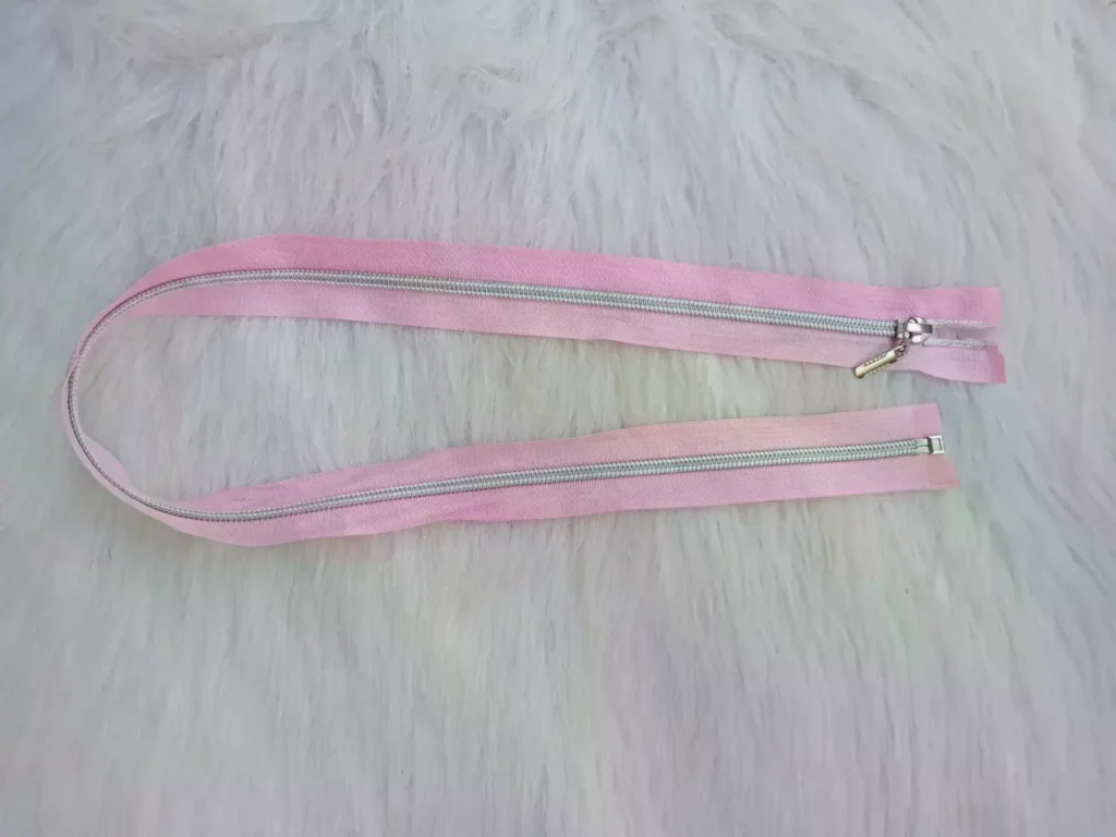 محلات بيع اكسسوارات الملابس